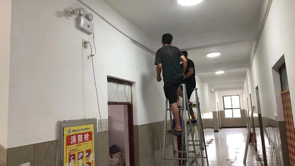 邯郸中学成功部署我司200余台AI校园防霸凌产品，筑牢安全防线